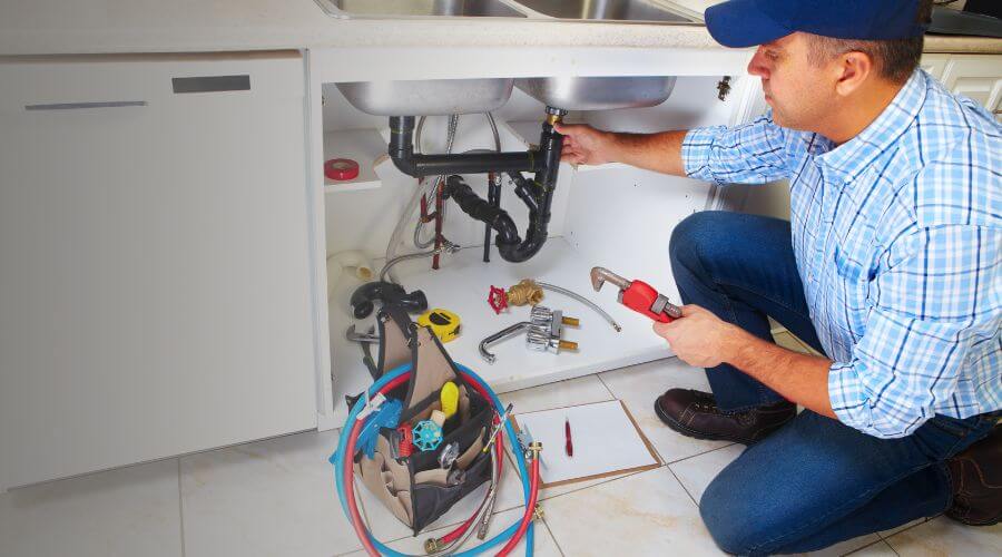 Local expert plumbing services in Clinton, IA